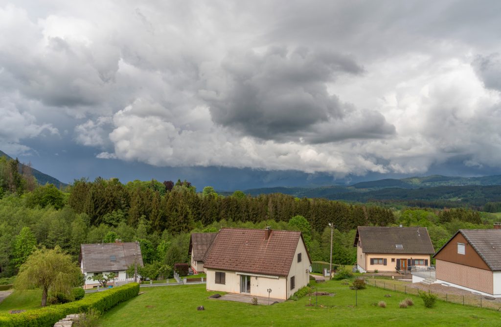 Hausbau Helden Neues Eigenheim: Warum (modernisierte) Bestandsbauten die oftmals nachhaltigere Wahl sind