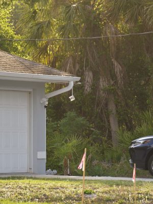 Carport & Garage