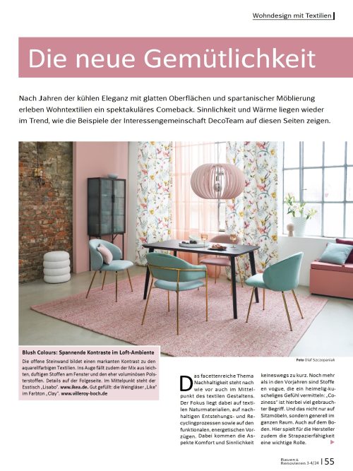 Hausbau Helden Wohndesign mit farbigen Textilien