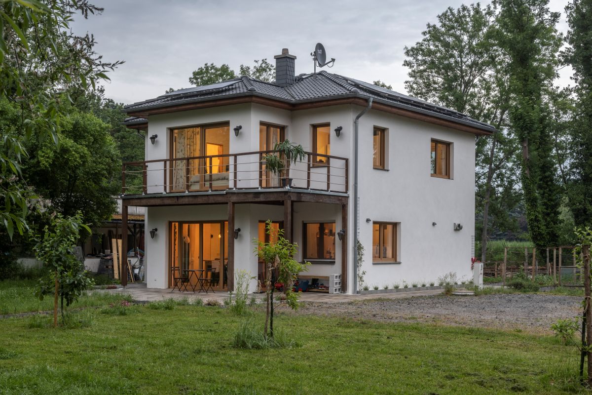 ytong Haus am See Abendstimmung