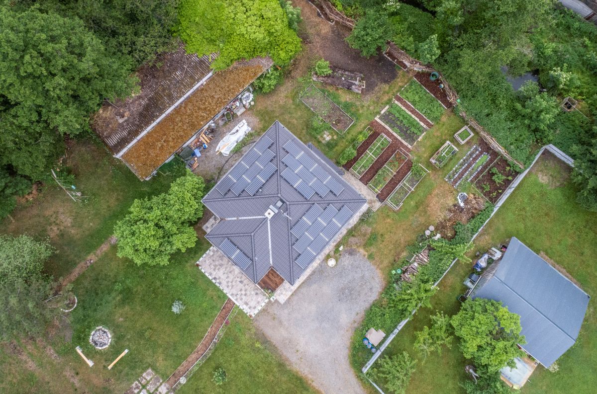 ytong Haus am See von oben