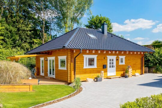 Hausbau Helden LéonWood | Blockhaus Aalborg