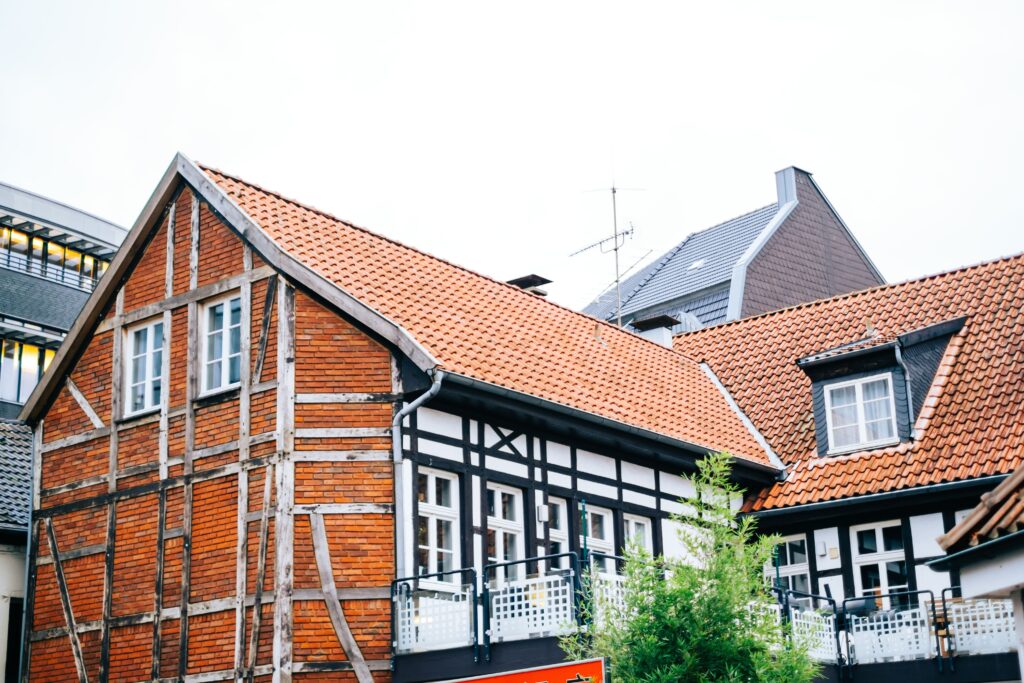 Außenansicht von saniertem Haus