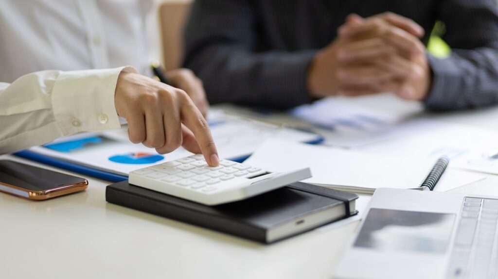 Hausbau Helden Finanzierungsmodelle im Bau: Zwischen Bankkredit und Beteiligung